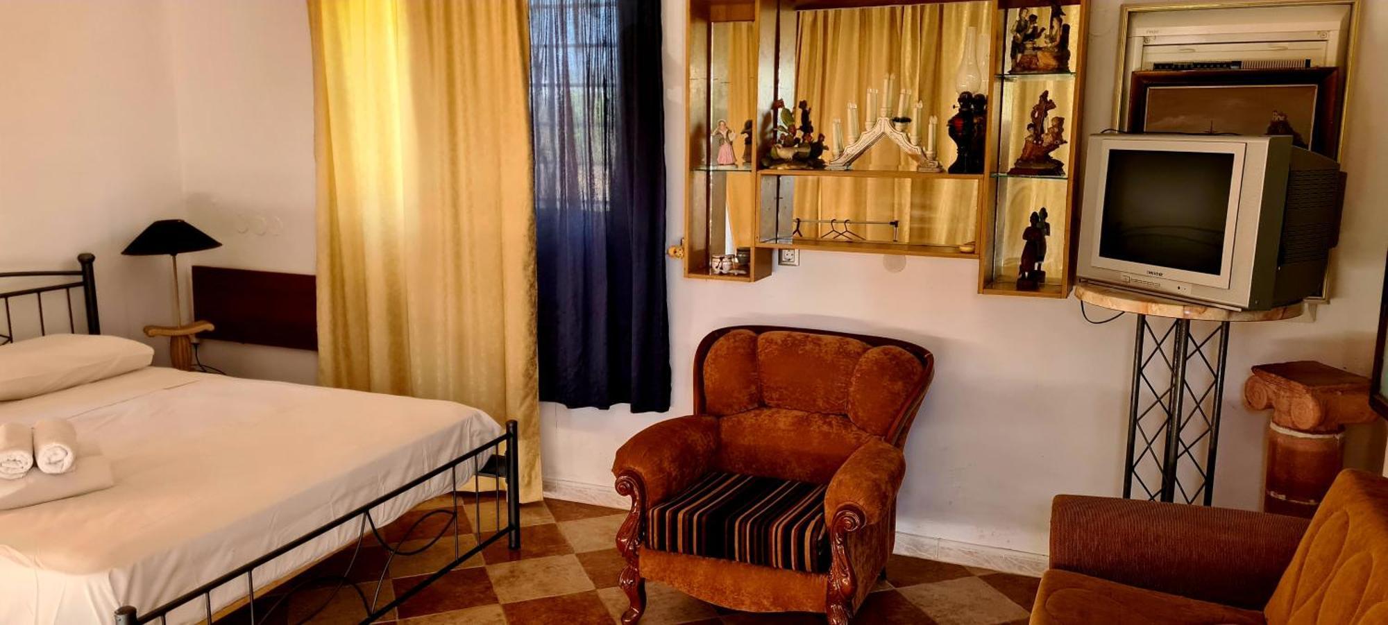 Jack Daniel Friends Apartment ฟาลิรากี ห้อง รูปภาพ